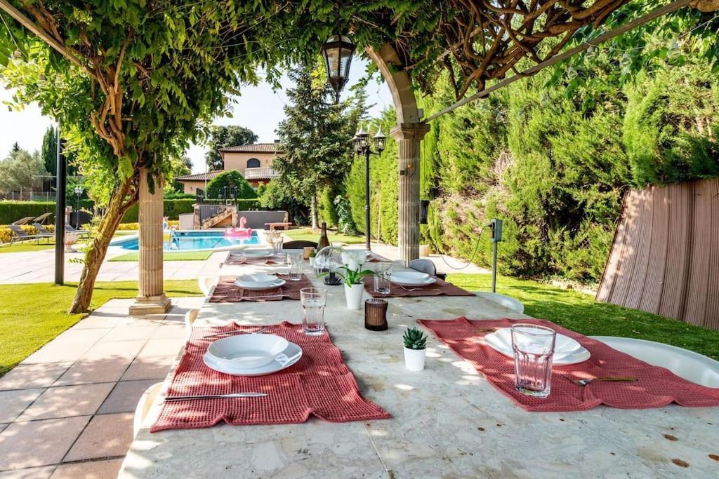 Casa Rural Con Piscina Privada, Barbacoa, Wifi Y Parking Incluido Viloví de Oñar エクステリア 写真